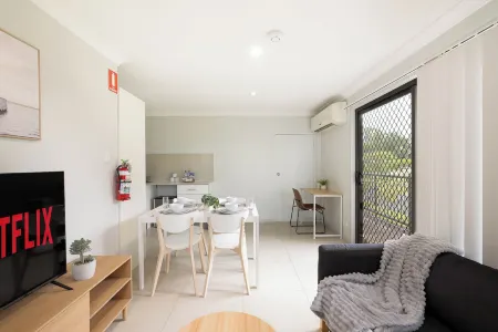 Smart Suites Self Check-in Apartments - 73 Bale Отели в г. Rocklea