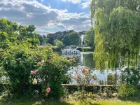 Sleeps 8 Thamefront Gem w Petsok Free Parking Hotel a Old Windsor