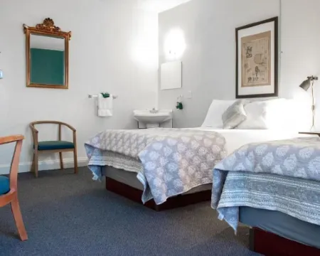 11th アベニュー ホステル デンバーのホテル