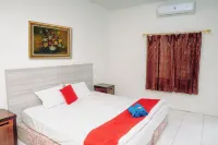 Villa CHR Syariah Hotels in Landasan Ulin Utara