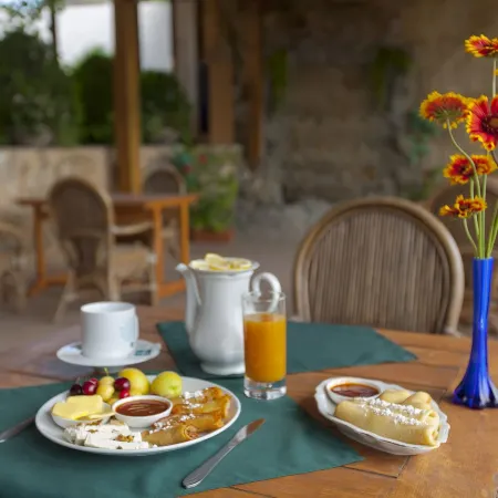 Olympia Garden Hotel