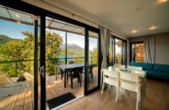 Weekend Glamping Resort Hotels in San Felice del Benaco