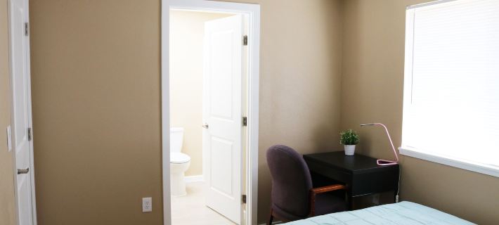 Quiet, Clean and Comfortable Room Hotels in King County