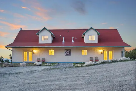 Ranchette Ponderosa - the la SAL #4 at Wind Walker Homestead