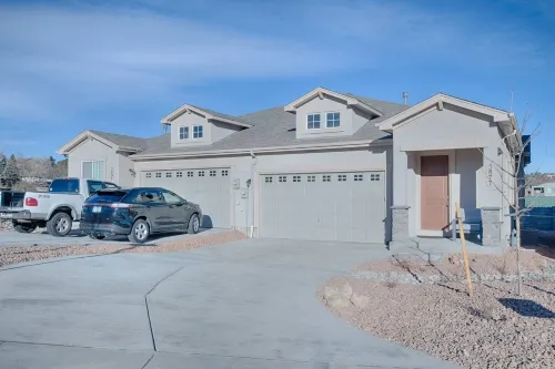 2Br Mtn Views Usaf Academy Newly Build Central AC