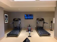 UCLA Meyer & Renee Luskin Conference Center - Gym