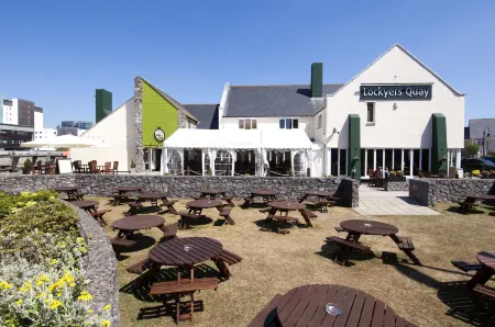 Premier Inn Plymouth City (Lockyers Quay) Отели рядом с достопримечательностью «Mayflower International Marina»