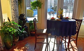 Miller House By the Bay