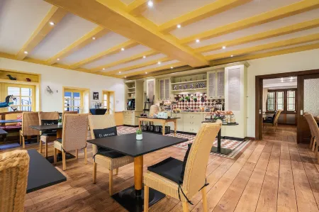 Smarty Hotel Euler Homburg, Saar - Kontaktloser Self Check-IN Отели в г. Саарпфальц