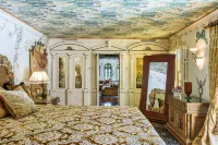 The Villa Casa Casuarina Các khách sạn ở Miami Beach