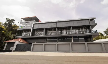 Treebo the Rove, Coorg Отели в г. Йевакапади