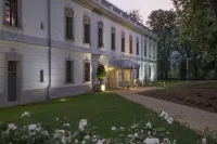 هوتل آند ريستورانت جينو بارك بالاس فنادق في 