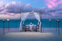 Niyama Private Islands Maldives - breakfast