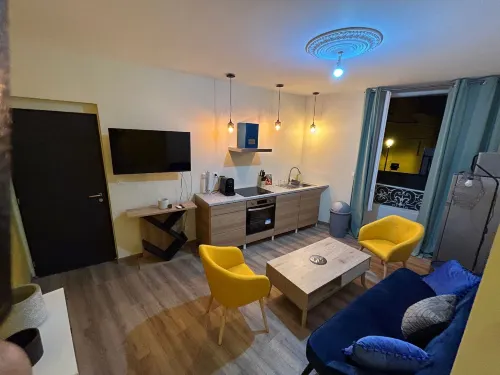 5 Pl. Marcadieu Hotels in Tarbes