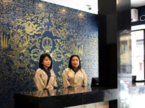 中央酒店 彭措林酒店