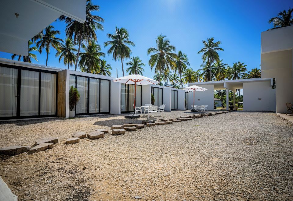 Hotel The Palm Bay Club Hotel Lodge, Exterior, Hotel Exterior