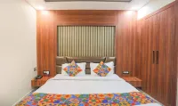 Fabhotel The Treenity House Hotels near Botanical Garden
