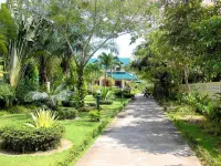 Ekman Garden Resort Hotels near Wat Chedi