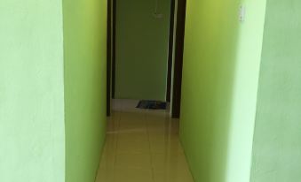 Cameron Pasar Malam Apartment @ Crown Imperial Court