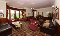Inch Hotel