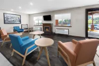Super 8 by Wyndham Fairmont