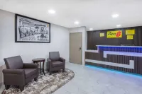 Super 8 by Wyndham Charlottesville Hoteles en Rio