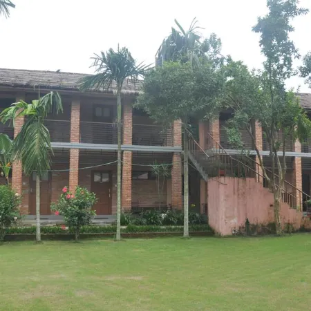 Hotel Elephant Camp