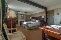The Royal Oak Inn Hotels in Singleton