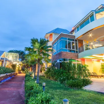 Vartika Resovilla Kuiburi Beach Resort and Villas