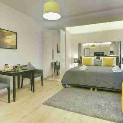 D&A Center Apartments with Free Parking Rooms