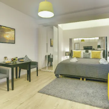 D&A Center Apartments with Free Parking