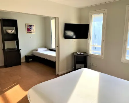 アパートテル サント マルト アヴィニョンのホテル