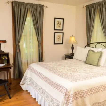 Delta Street Inn