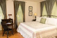 Delta Street Inn Hotels in Jefferson