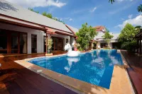 Ardea Resort Pool Villa - Uima-altaat