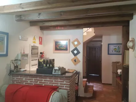 Hospedería Tía María Отели в г. Эль-Тьембло