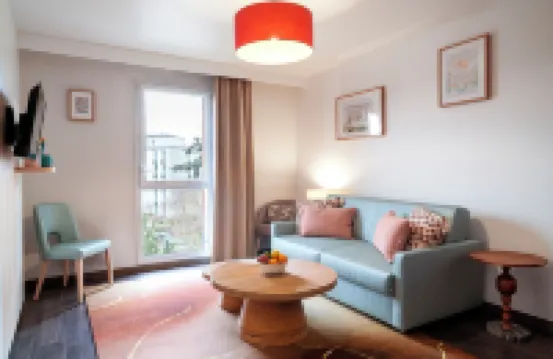 Residhome Paris-Guyancourt