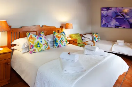 The Habit Self Catering Отели в г. Вустер