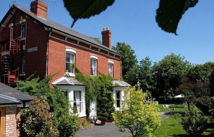 Hopbine House