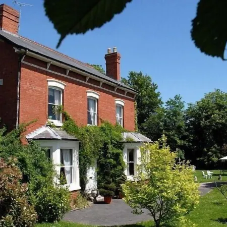 Hopbine House