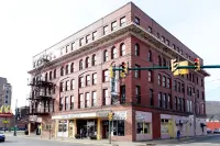 OYO Hotel Bradford Main St PA 론 후벤 기념공원 주변 호텔