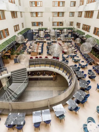 Radisson Blu Royal Viking Hotel, Stockholm Отели рядом с достопримечательностью «Шведский музей естественной истории»