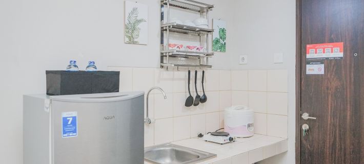 Furnished and Simple Living Studio Serpong Greenview Apartment Hotels in Serpong