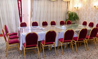 Cleopatra Hotel