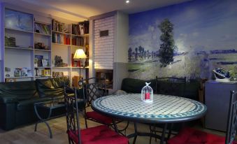 Datcha Bourguignonne, Chambres & Gîte