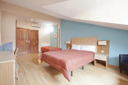 米拉多太陽門飯店