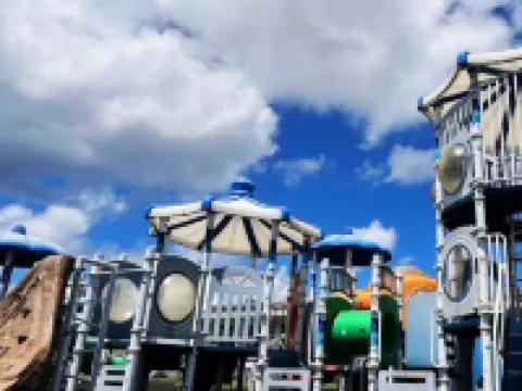 รีสอร์ทราคาต่ำมันซาบีช โรงแรมในออนนะ