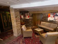 Hotel Zur Post - Burg an der Mosel Hotels in Reil