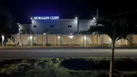 Morgans Cliff Hotels near James Bond Beach