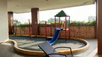 Bright Studio Apartment Serpong Greenview Hotels in Serpong